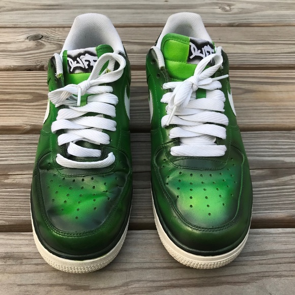 Nike Men Shoe Green Athletic Nike Air Sneaker - Picture 2 of 8